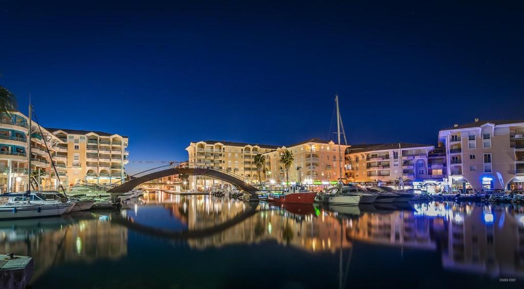 Appartement Frejus Avec Jardin, Piscine, Plage, Tennis Eksteriør bilde